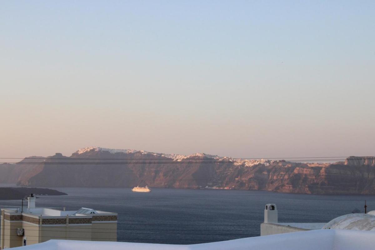 Villa Solasta #2 With Jacuzzi In Santorini Akrotírion Exterior foto
