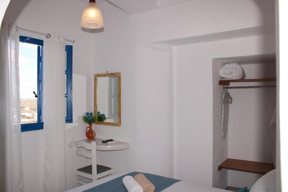 Villa Solasta #2 With Jacuzzi In Santorini Akrotírion Exterior foto